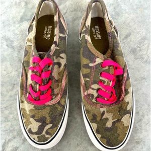 Old Navy sneakers